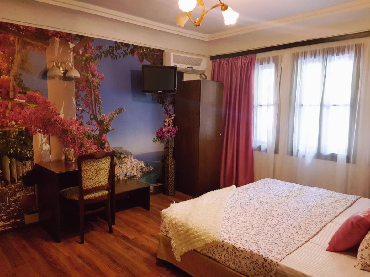 Hotel Minaliat Vek Choumen Extérieur photo